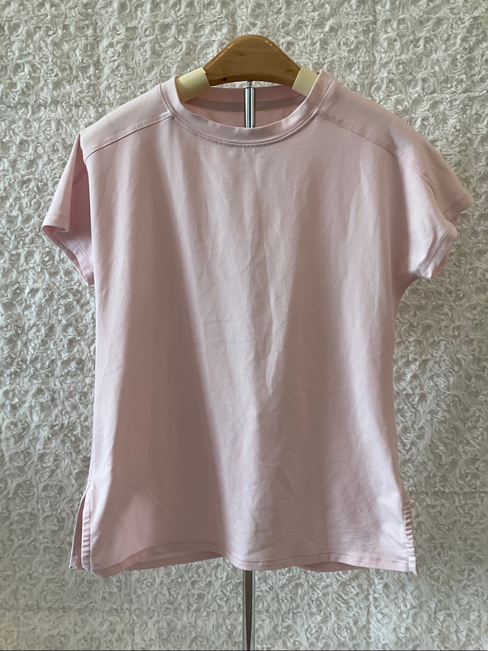 all in motion Light Pink Crewneck Short Sleeve Tee with Stylish Back